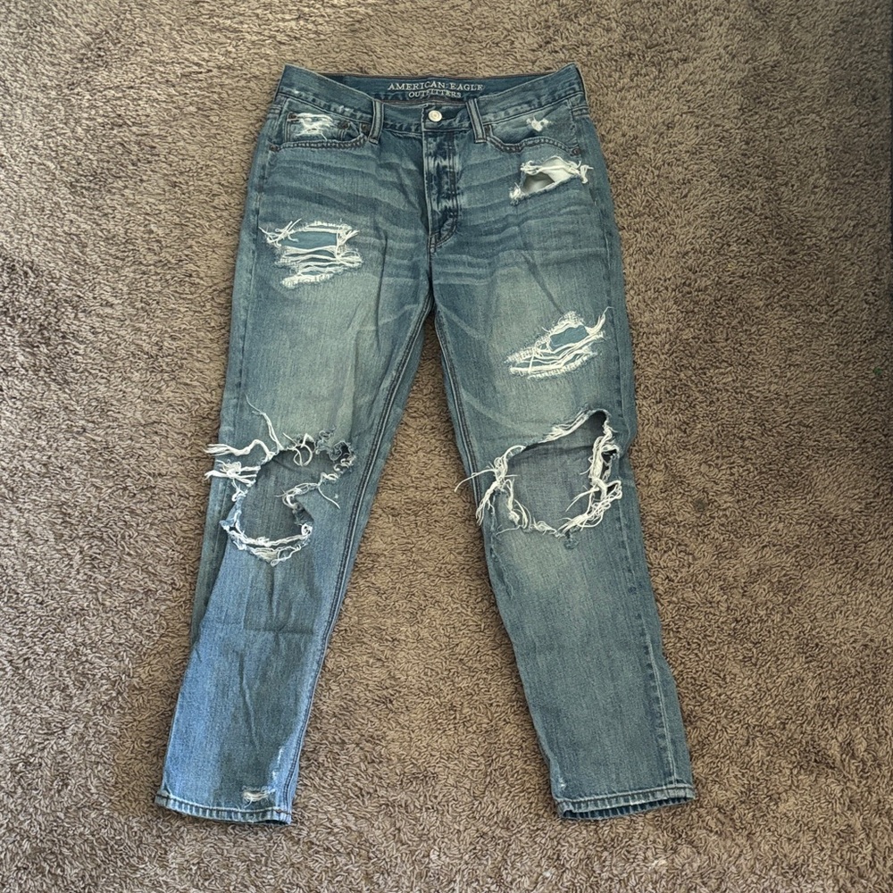 American Eagle Outfitters Women's Ripped Blue Ankle Jeans